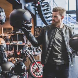 What Type of Motorcycle Helmet Should I Use