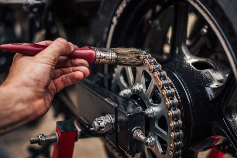 How to Change a Motorcycle Chain - Step-by-step GUIDE!